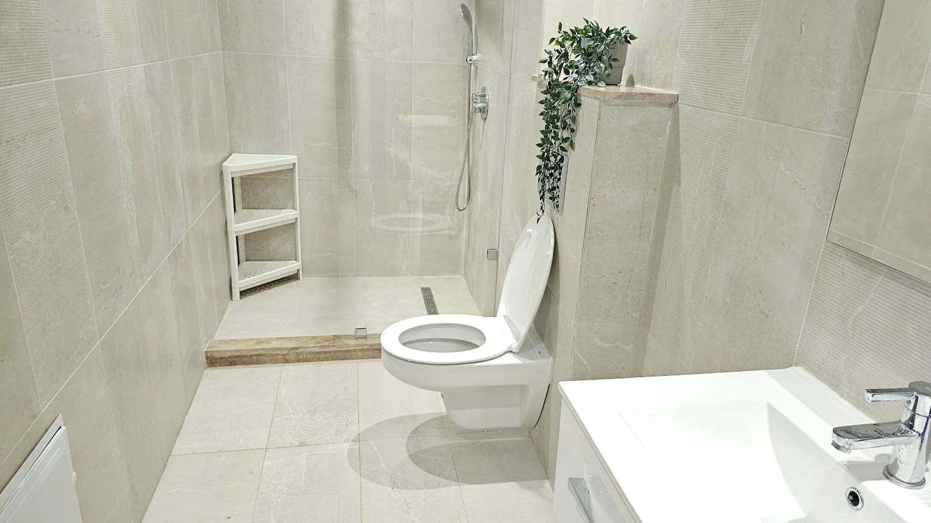 Luxury Living 3 Bedroom Apartment With Beautiful Balcony Space, الدار البيضاء المغرب