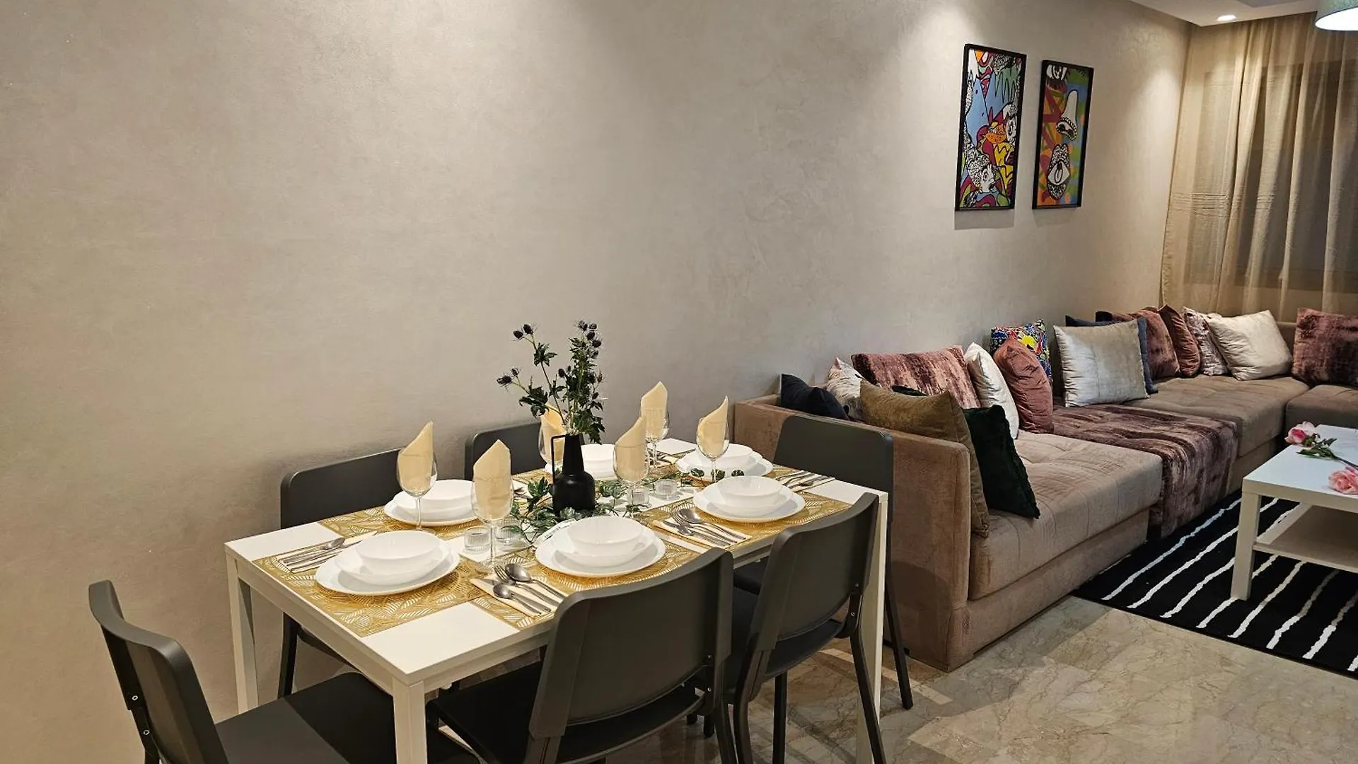 Luxury Living 3 Bedroom Apartment With Garden Terrace And Private Balcony Casablanca